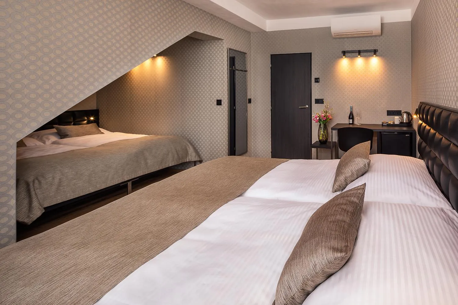 ****  Hotel Aida Prag Tjeckien
