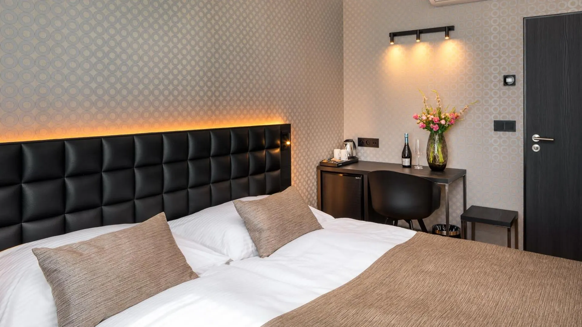 Hotel Aida Prague 4*,